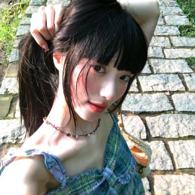 男人女人向前走